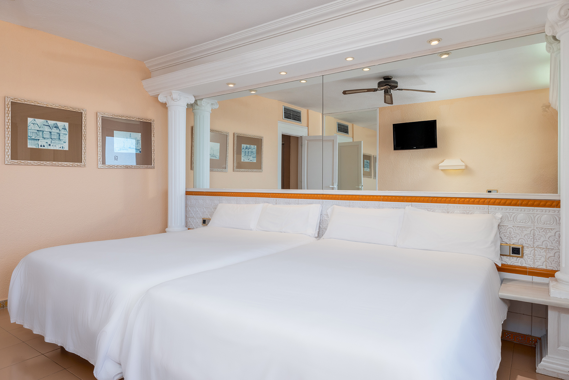 002_alta_playacapricho Doble vista mar.jpg